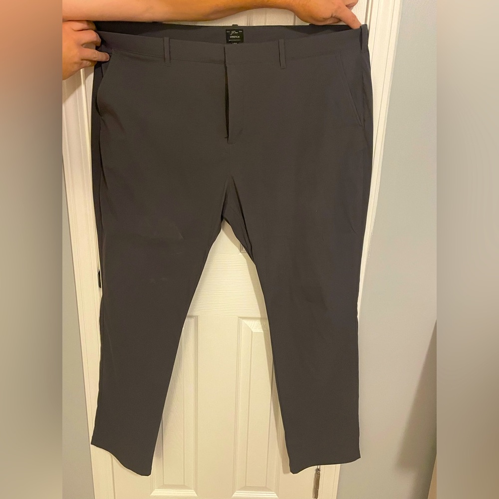 J Crew Tech Pant 770 straight fit. Charcoal